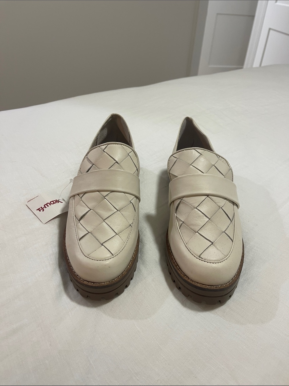 NWT Dolce Vita Cream Woven Leather Loafers